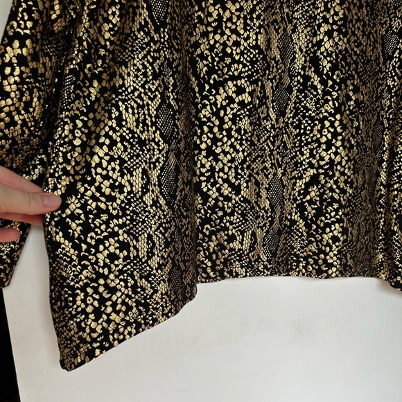 🐍 Michael Michael Kors Gold and Black Snakeskin Top - Size L - Picture 3 of 6